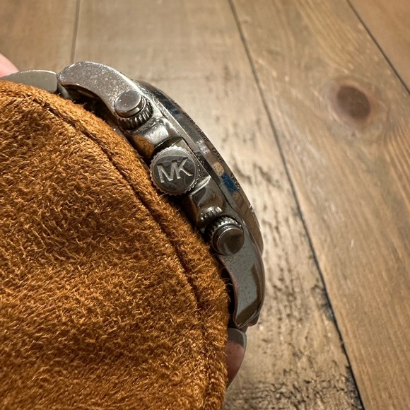 Chronograph Quartz Silver men’s Michael Kors Watch - Picture 3 of 5